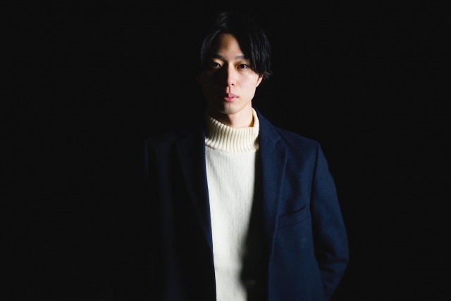 タートルネック　ホワイト ジャケット